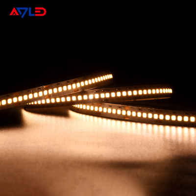 高照明 SMD 2835 LED ストライプ 240 Leds/M 高照明室内照明