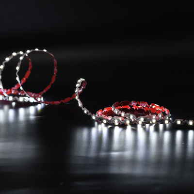 シグザグ LED ストライプ形の折りたたみのライト IP20 3000K 広告サインロゴ