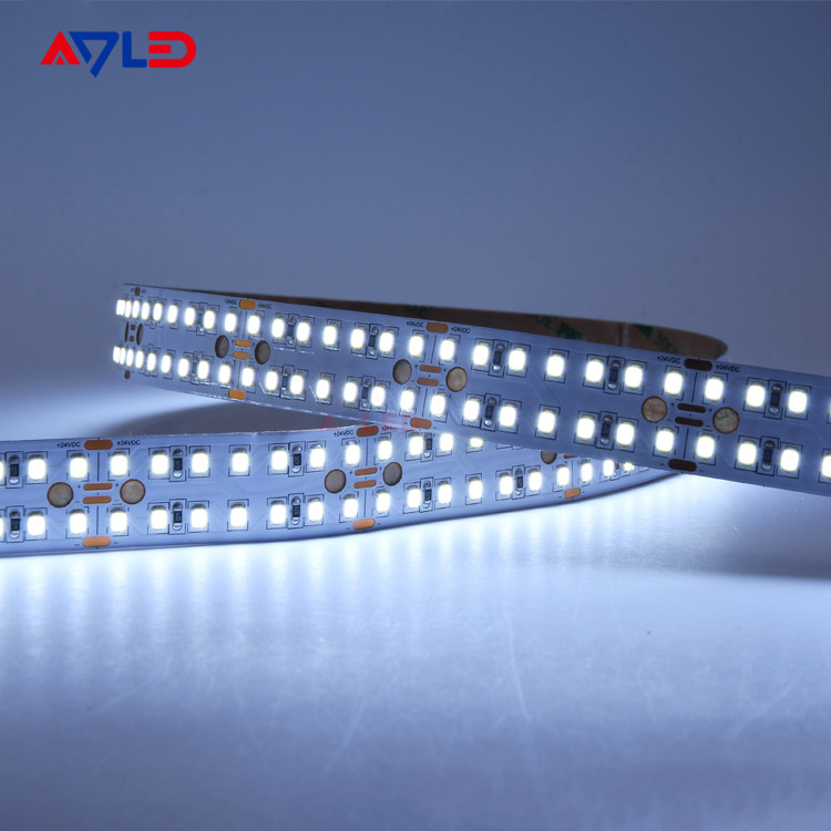 高明るさ smd 2835 LEDストライプ 280 Leds/M LEDストライプ 室内装飾照明のための高ルメン