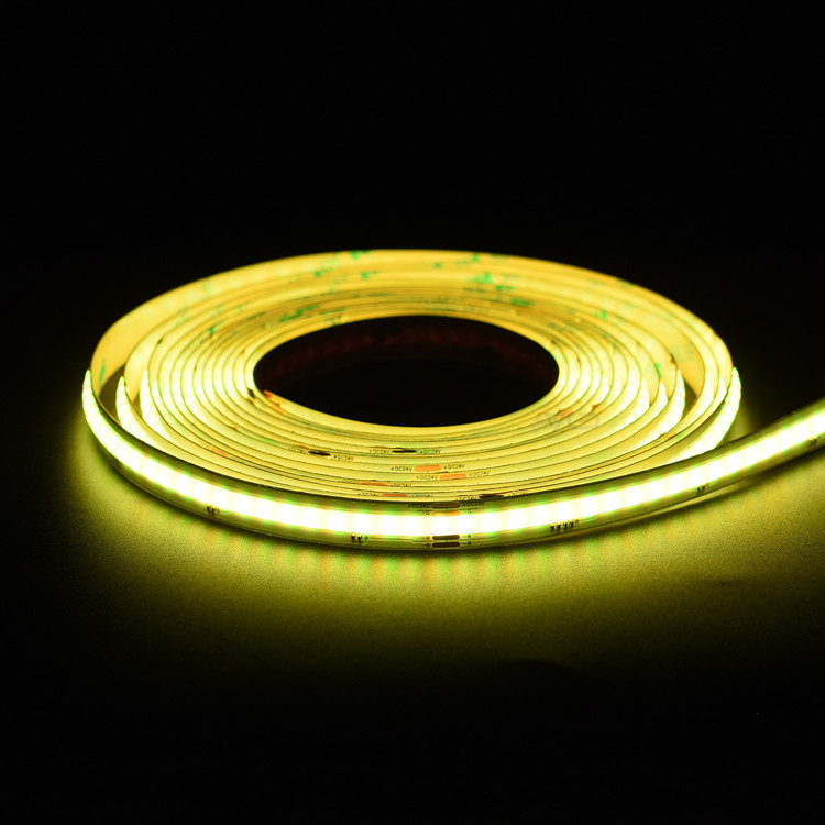 LED 12ボルトライトストリップを接続する方法とプラグイン LEDストリップライト 504Leds/M Ip20 ホワイトライト 12V 柔軟なコブ LED
